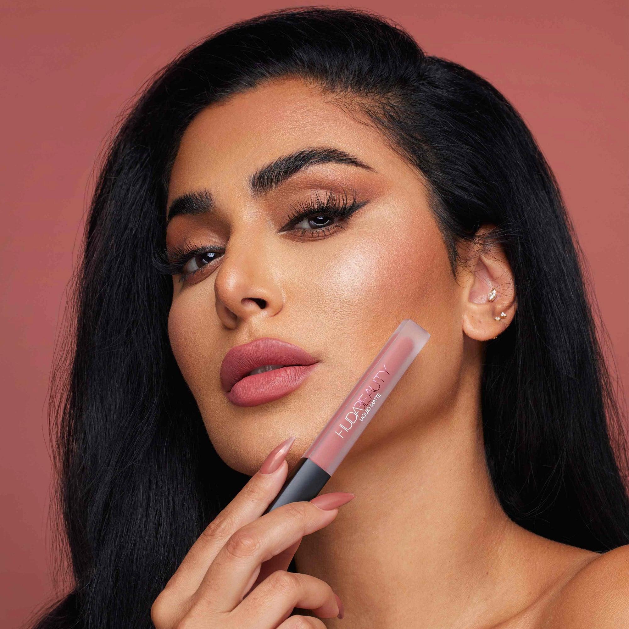 Huda Beauty Liquid Matte Lipstick Cheerleader 5ml